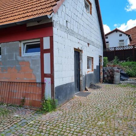 Ferienwohnung/Monteurwohnung Alte Garage Ahnatal المظهر الخارجي الصورة