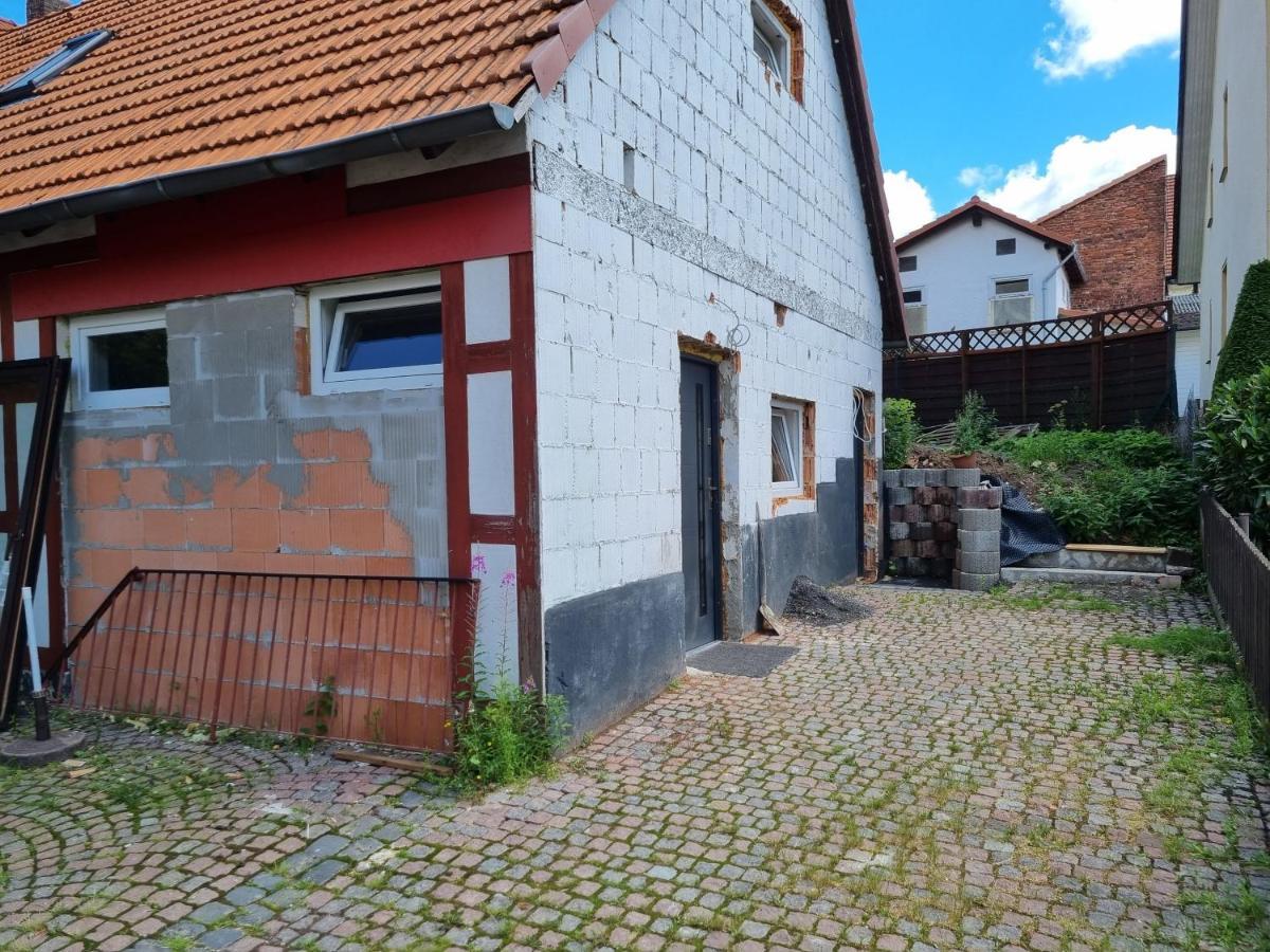 Ferienwohnung/Monteurwohnung Alte Garage Ahnatal المظهر الخارجي الصورة